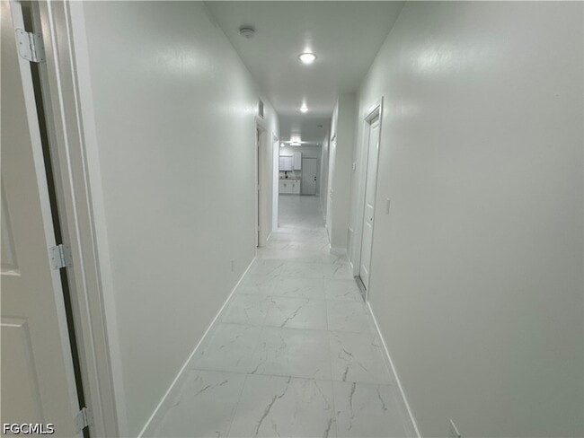 Building Photo - 1775 Glenway Ct