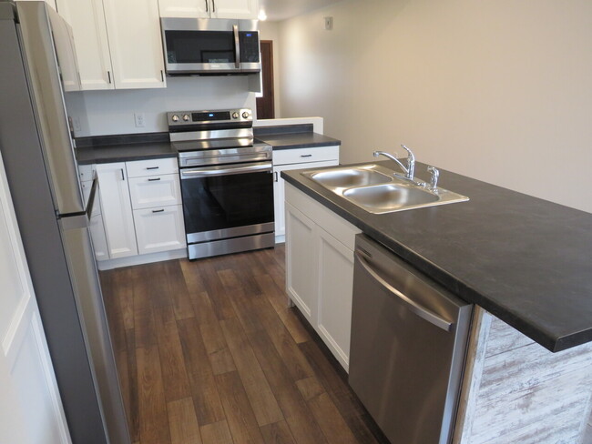 Building Photo - 2763 B