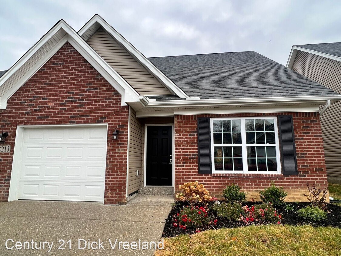 3 br, 2.5 bath House 8213 Arbor Meadow Way House Rental in