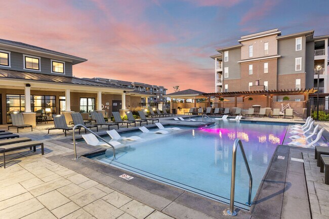 Foto del edificio - The Ascent Apartments of Plainfield