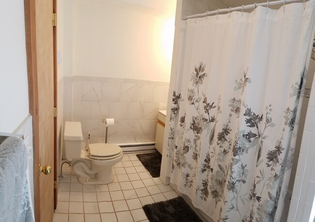 Baño 3 - 94 Brookside Dr