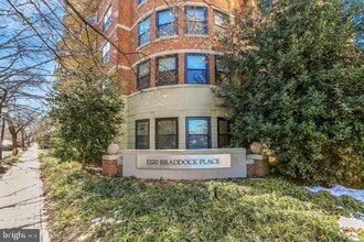 Building Photo - 1200 Braddock Pl