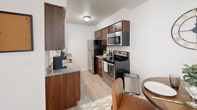 Foto del edificio - 517 E Division St