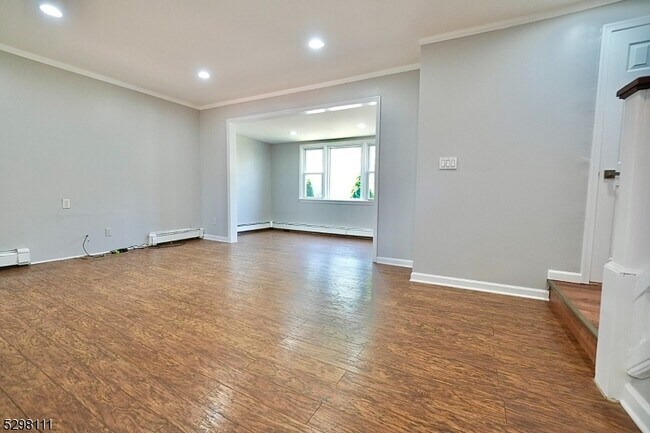 Building Photo - 24 Bremond St