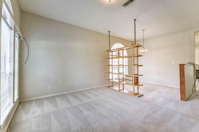 Building Photo - 7422 Grand Terrace Ct
