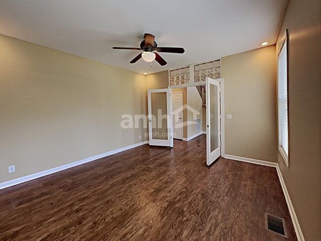 Building Photo - 1602 Solitude Ct