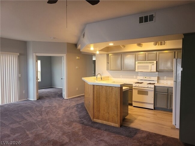 Building Photo - 6917 Cobre Azul Ave