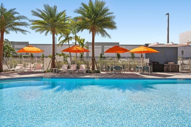 Foto del edificio - 3300 Boutwell Rd