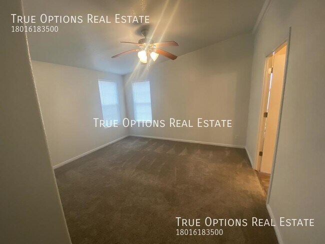 Building Photo - 788 S Moki Dr