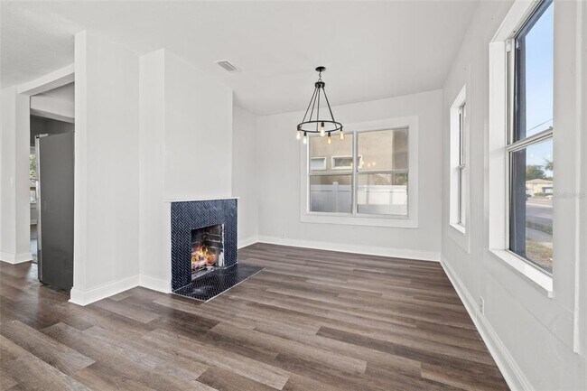 Foto del edificio - 2824 5th Ave N