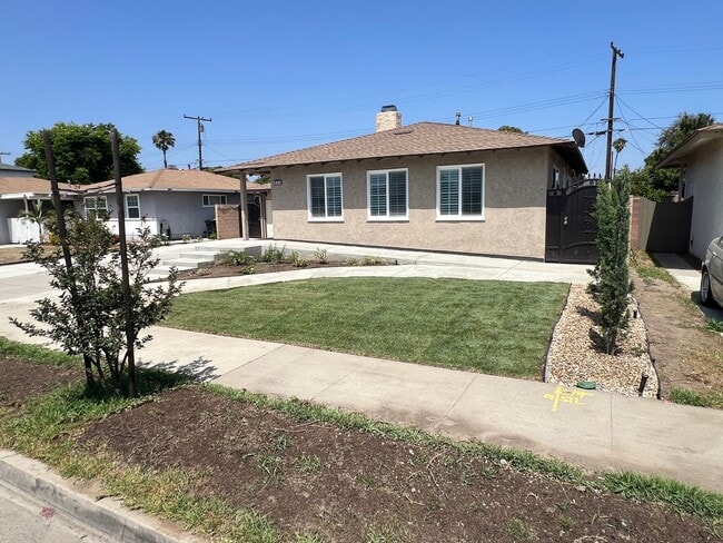 Building Photo - 2 COMPLETELY REMODELED HOMES ON ONE LOT IN...