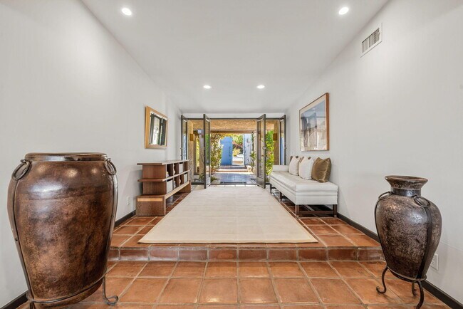 Foto del edificio - 46310 Shadow Mountain Dr