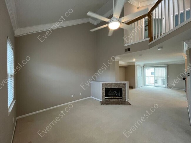 Foto del edificio - 143 W Kenilworth Ave