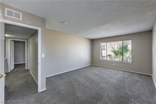 Building Photo - 1481 Living Desert Dr