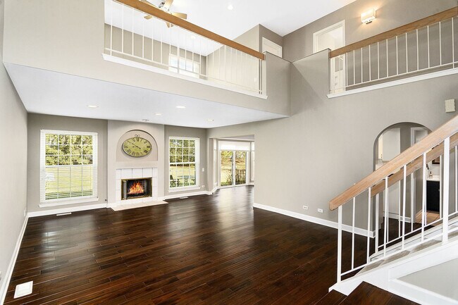 Building Photo - 1516 Diamond Dr