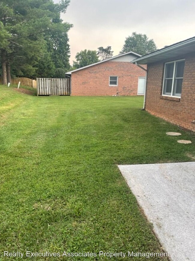 Building Photo - 2 br, 2 bath House - 1510 Berwyn Drive