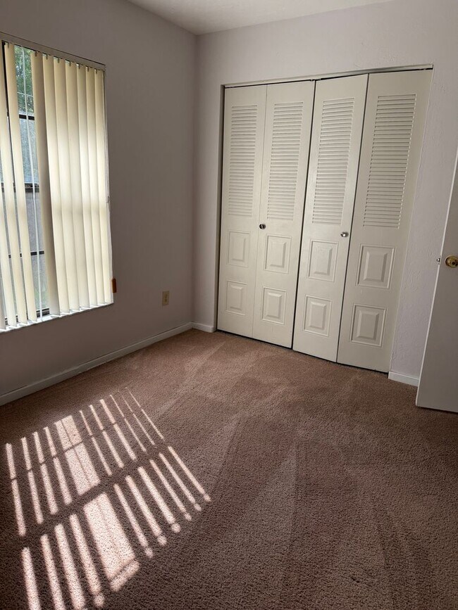 Foto del edificio - 2 Bd/1 Ba near UF- 857 sq/ft Apartment for...