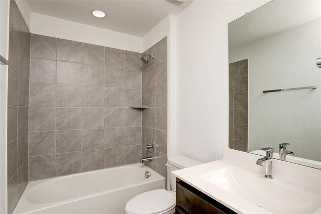 Foto del edificio - 13005 Ocean Breeze Ln