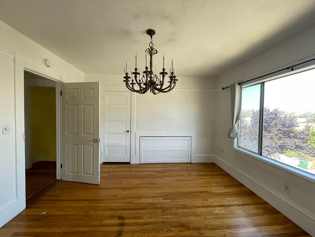 Front Bdrm 1 - 1230 Burnett St