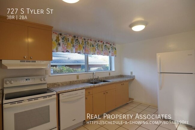 Building Photo - 727 S Tyler St