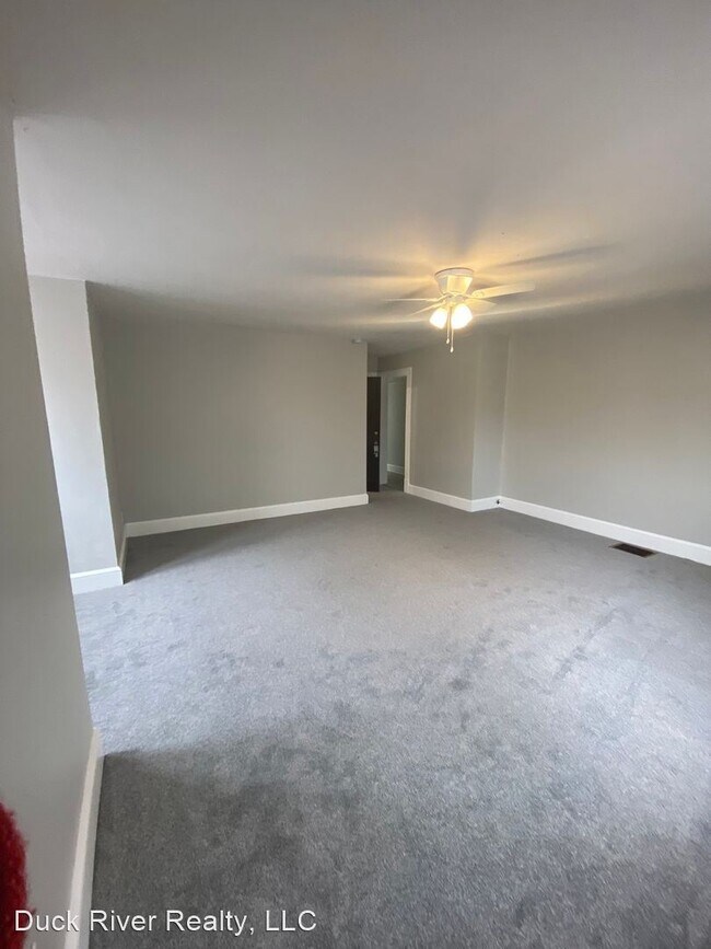Foto del edificio - 1 br, 1 bath House - 108 6th Ave # 3