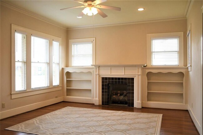 Foto del edificio - 4501 Avenue N 1/2 Rear