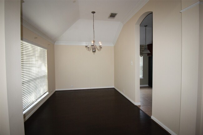 Foto del edificio - 7038 Cornflower Ln