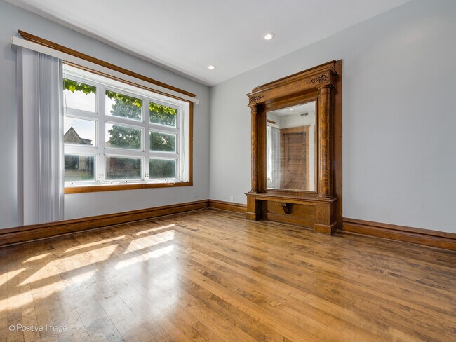 Foto del edificio - 2710 N Whipple St