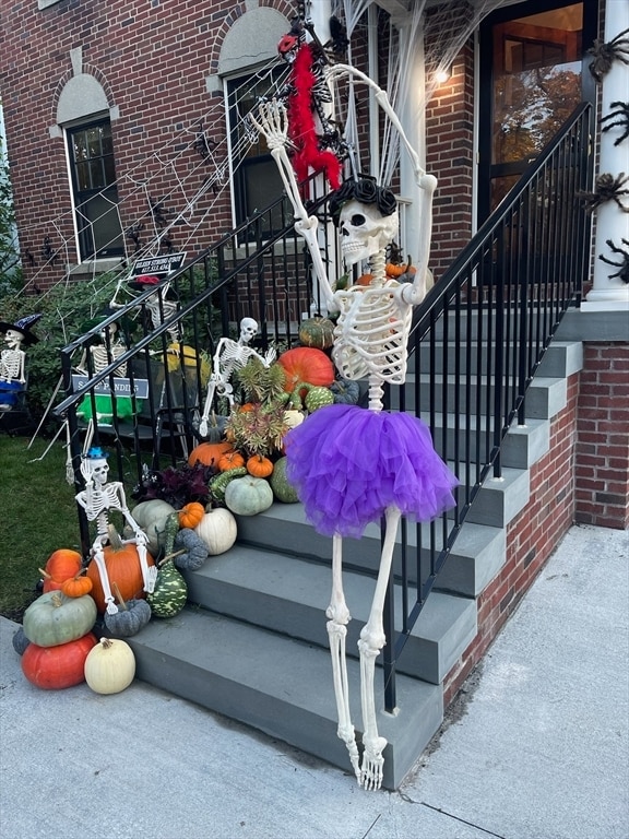 Building Photo - 7 Linden St