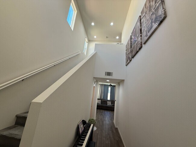 Building Photo - Charming 3-Bedroom Home in Gated Canyon Co...