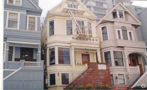 Primary Photo - 1921 Vallejo St