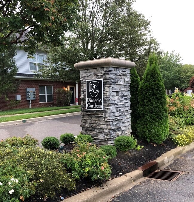 Building Photo - 13540 Pinnacle Gardens Cir