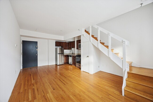 Foto del edificio - 319 S 10th St