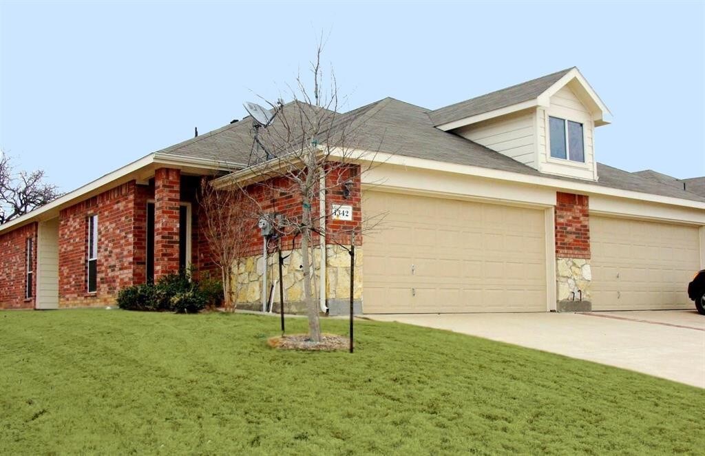 1342 Piedmont Dr, Mansfield, TX 76063 Townhouse for Rent in Mansfield
