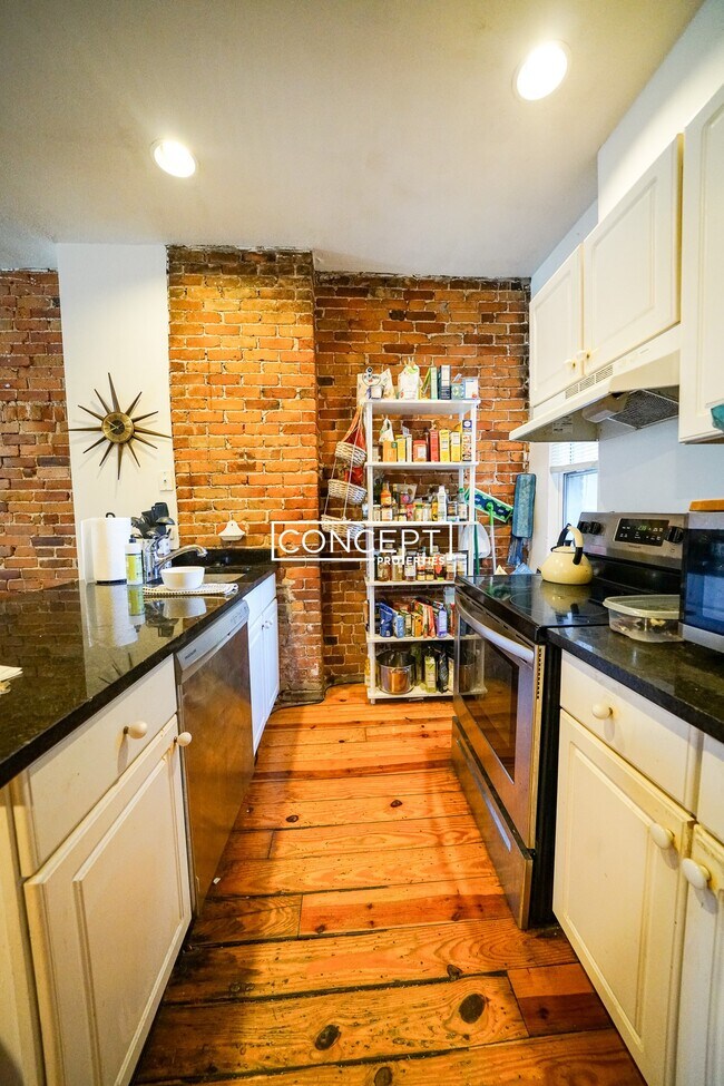 Foto del edificio - 216 Hemenway St