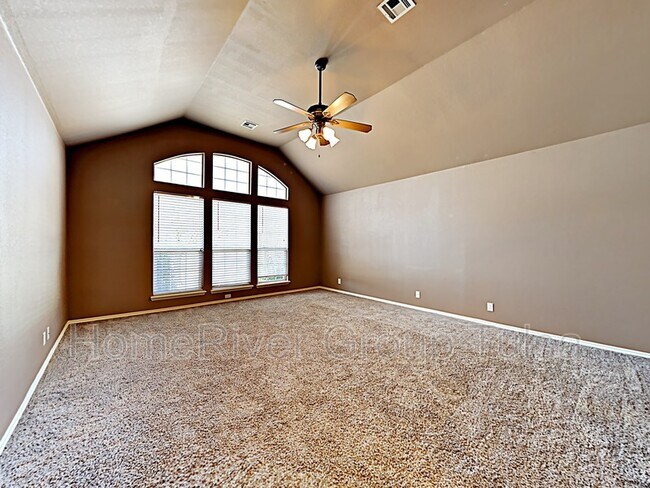 Building Photo - 8929 N 155th E Ave