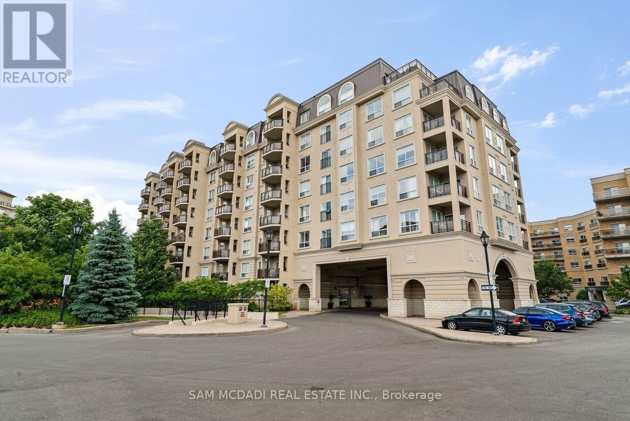 Primary Photo - 1-601 Maison Parc Ct