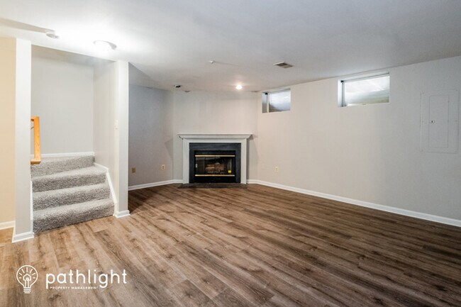 Building Photo - 9935 Raintree Way, Clinton, MD, 20735