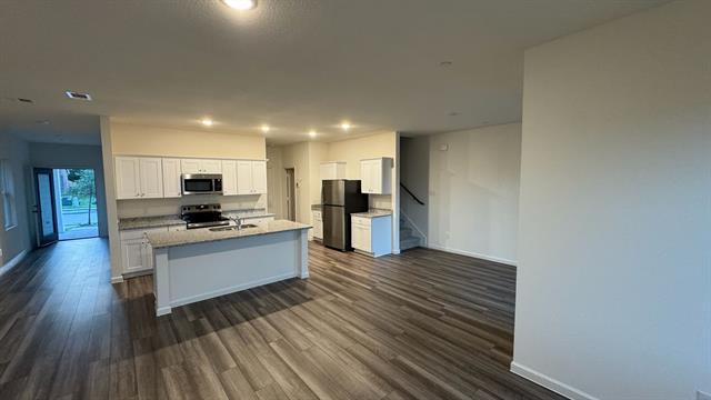 Building Photo - 1400 Lake Alpine Trl
