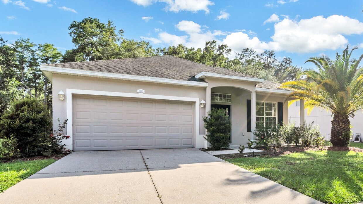 Foto principal - Beautiful 3BD/2BTH Home in Colony Lakes!