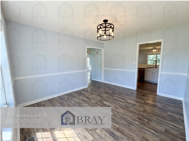 Building Photo - Updated spacious 4-Bedroom Near Boones Creek