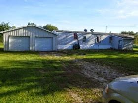 Building Photo - 23551 Royston Rd