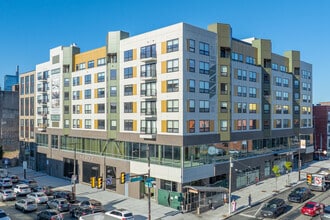 Building Photo - The Lyle on Broad