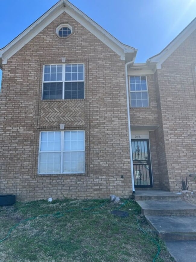 Building Photo - 7454 Perrin Ln