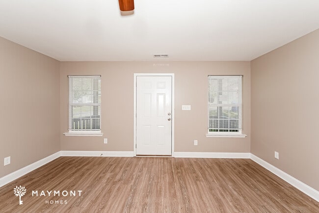 Foto del edificio - 3215 6th Ave N