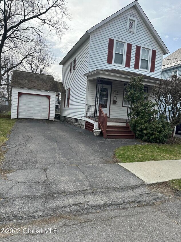 131 Sanders Ave, Scotia, NY 12302 House Rental in Scotia, NY