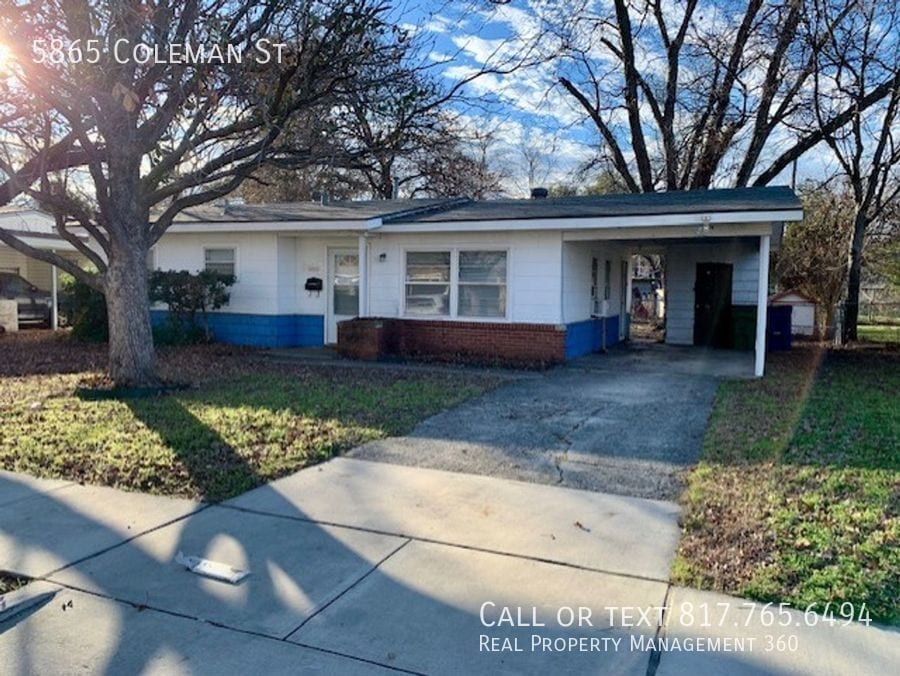 Photo - 5865 Coleman St-
