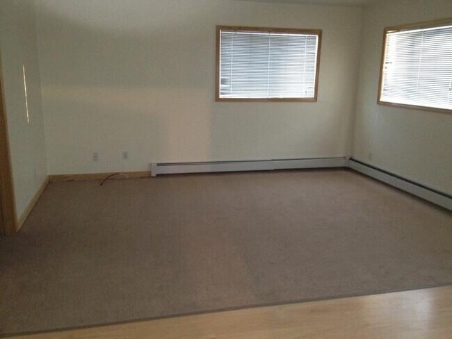 Building Photo - 1 br, 1 bath Duplex - 231 Minnie St Apt B