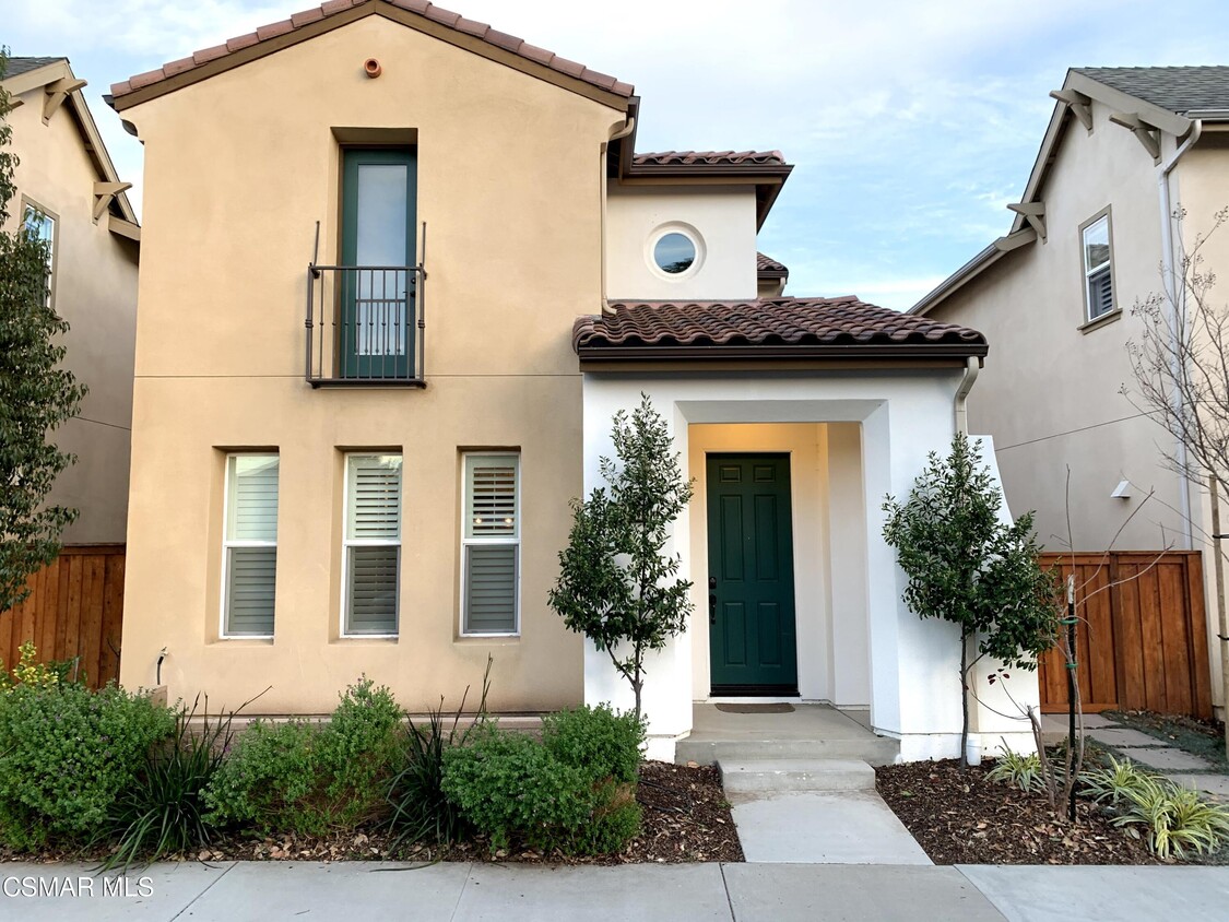 Primary Photo - 10704 N Bank Dr