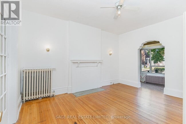Photo du bâtiment - 604 Ossington Ave